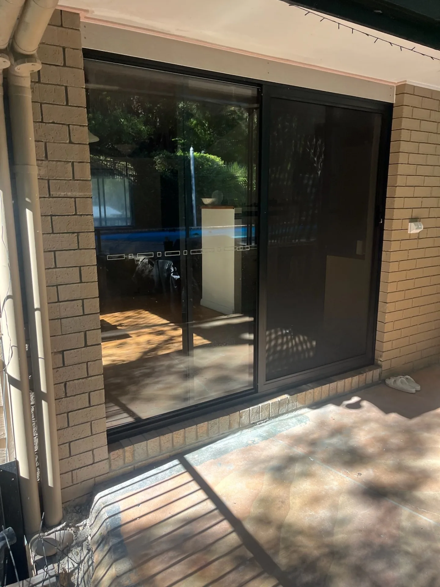 Sliding Door Install — Currumbin, QLD